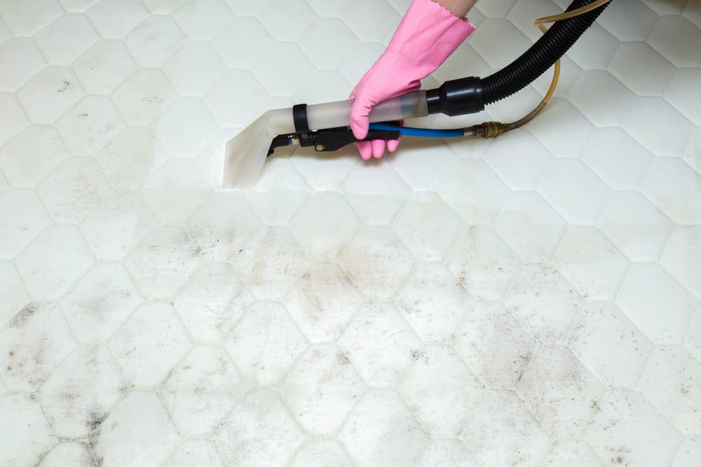 how to clean a mattress-mattress cleaning-vacuuming