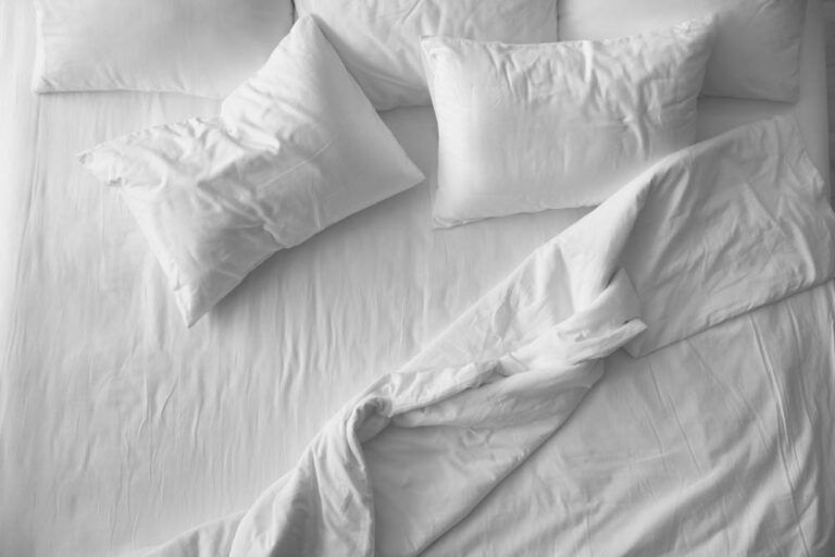 How to Clean a Mattress and Bedding the Right Way