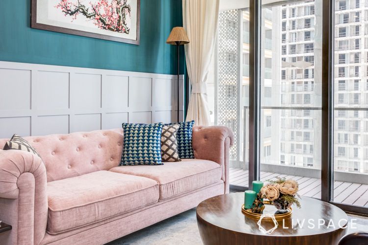 wall painting-pastels-pink sofa
