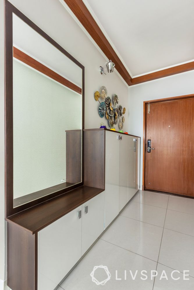 3 bhk interior-entryway design-mirror for entryway