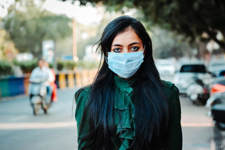 How to Protect Yourself From Coronavirus If You Step Outside