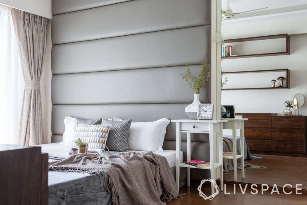 floor-to-ceiling panelling-mirror panel
