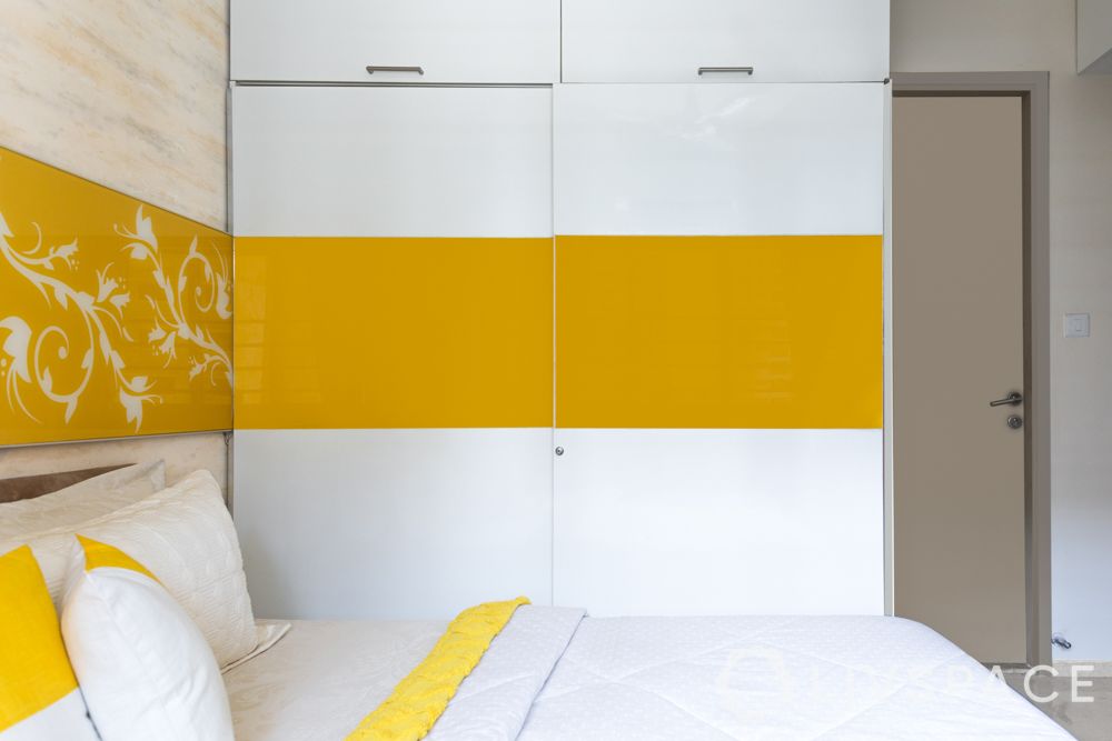 sliding-door-wardrobe-for-compact-bedrooms