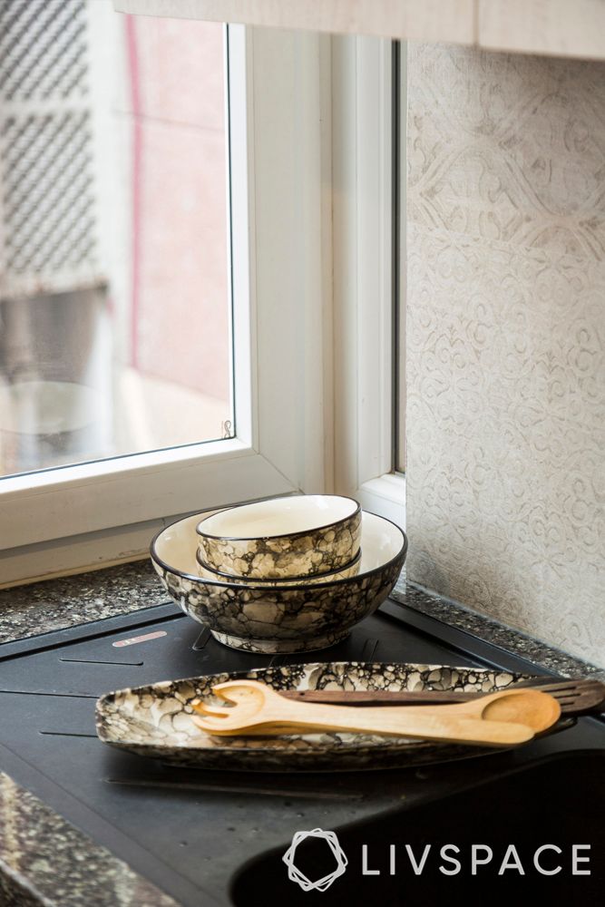 kitchen-interiors-countertop-bowls-corner