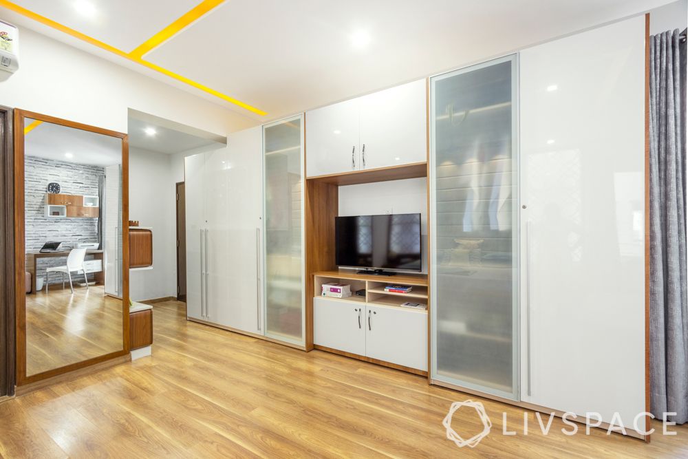 bedroom-cupboard-frosted-glass-door-white-wardrobe