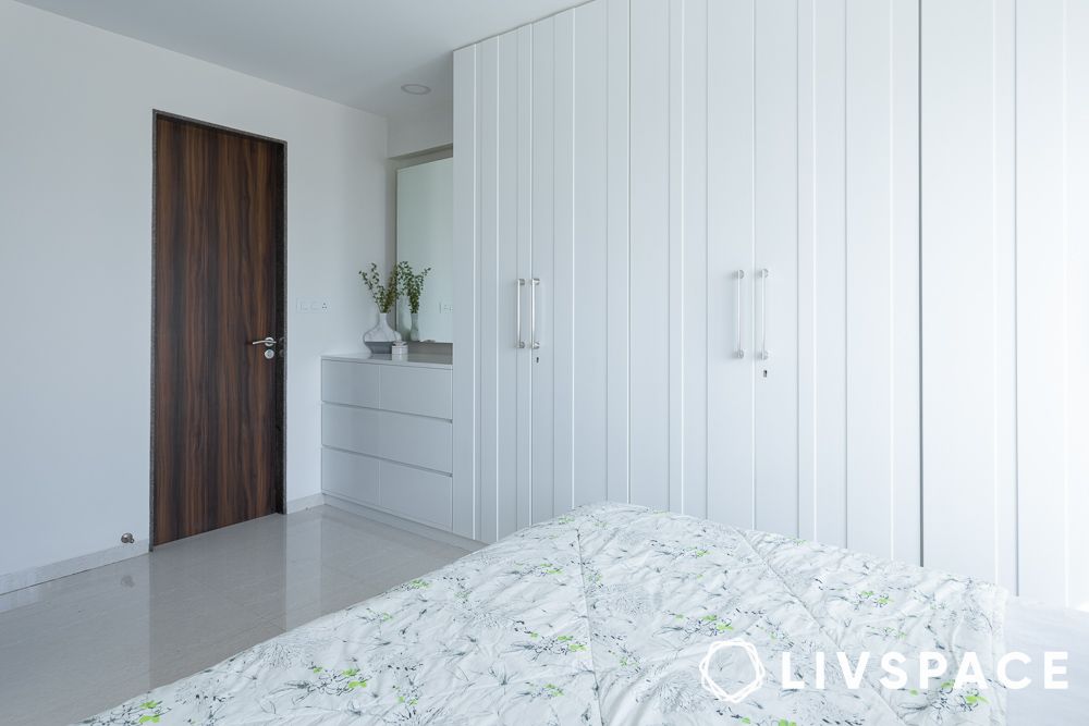 white-bedroom-wardrobe-design