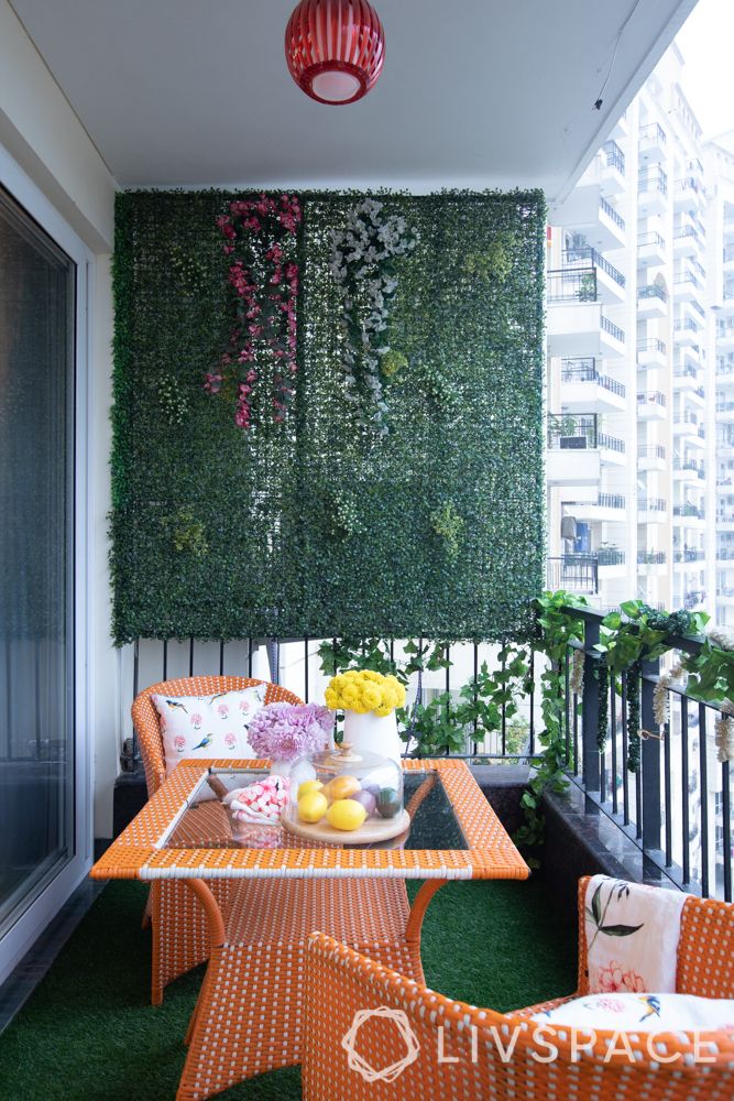 green balcony-grass curtain