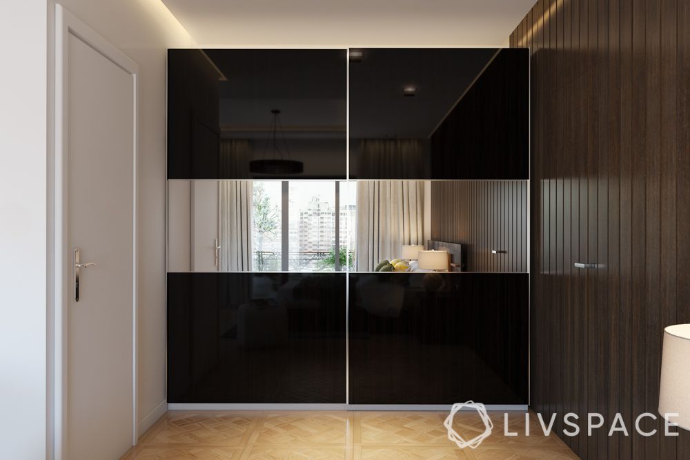 high-gloss-wardrobe-design-with-mirror