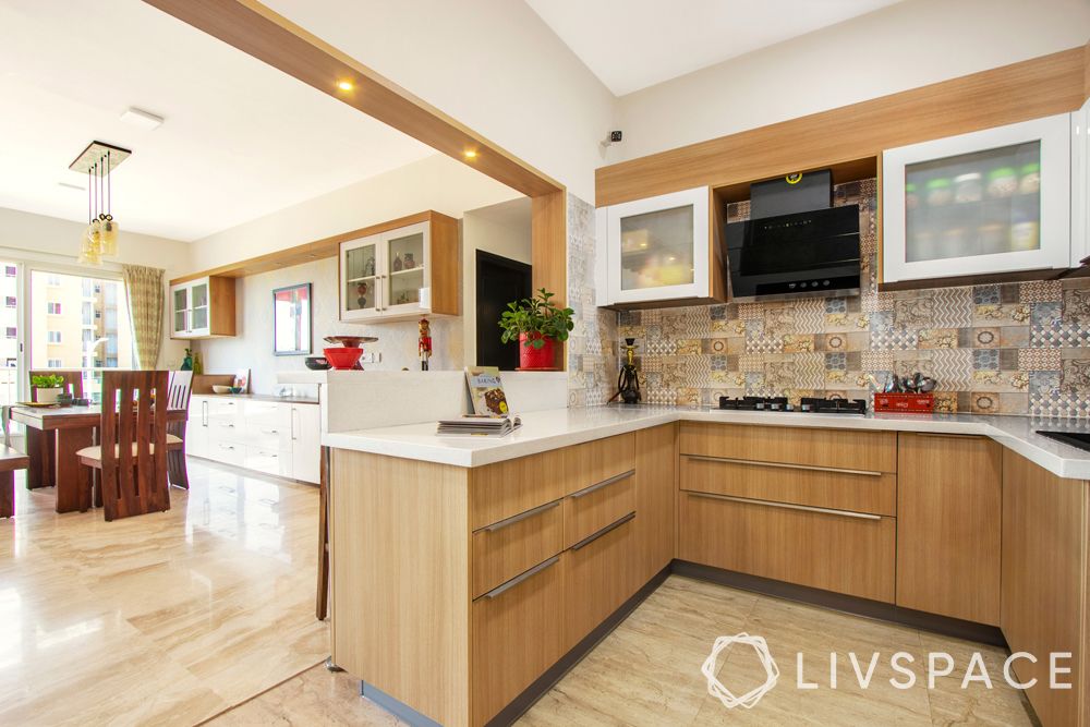 modular-kitchen-with-wooden-laminates