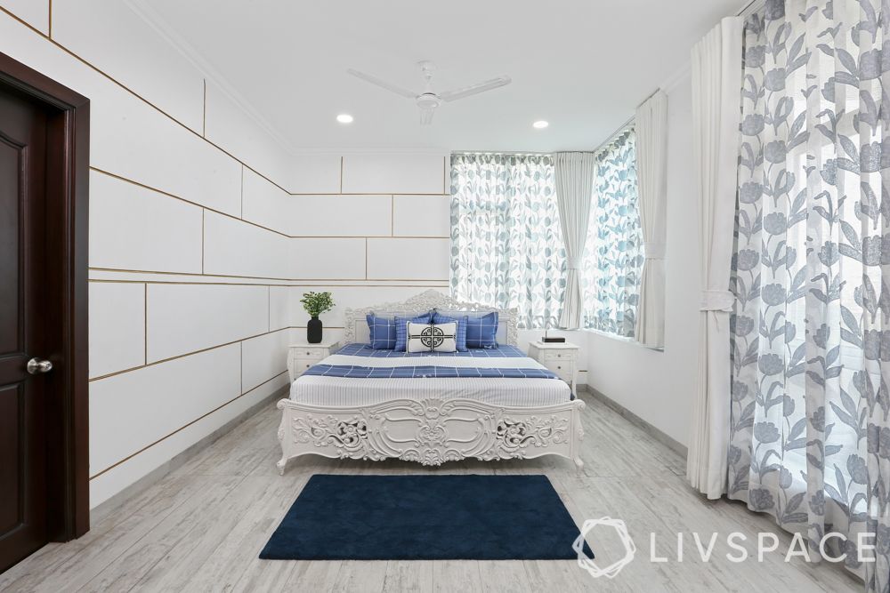 white bedroom-white brickwall