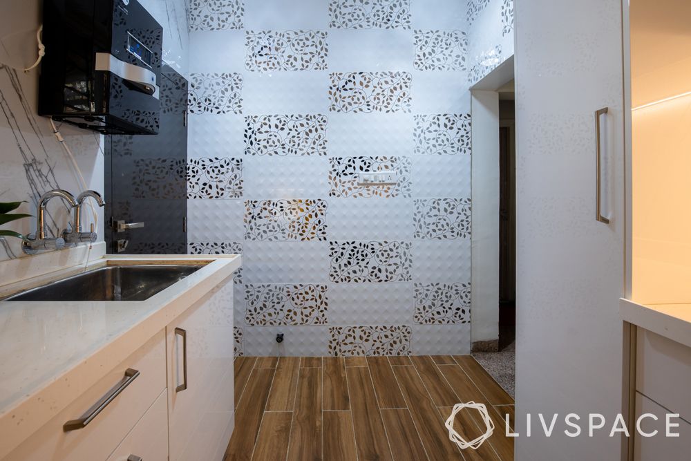 small kitchen design-accent wall-tiles
