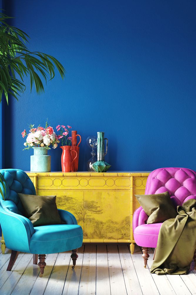 small house design-colourful accent chairs-blue wall-yellow furniture