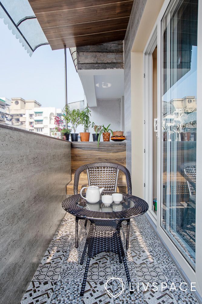 difference-between-ceramic-and-vitrified-tiles-for-balcony