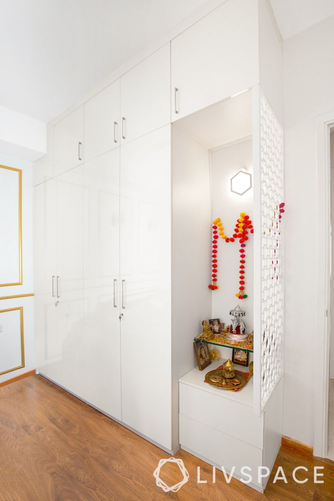 pooja-room-design-mandir-with-wardrobe-jaali-partition