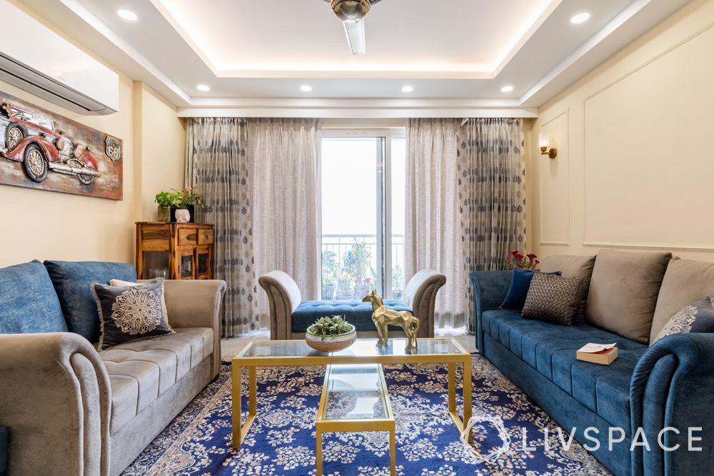 luxury-apartment-in-gurgaon-blue-sofa-daybed-blue-rug