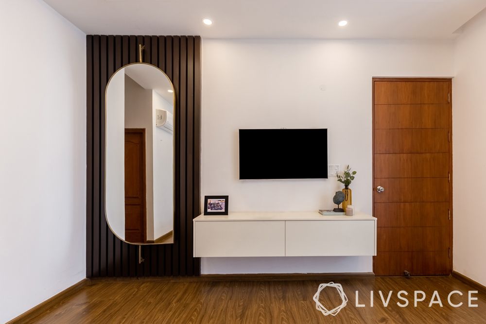 penthouse-in-noida-panel-mirror-tv-unit