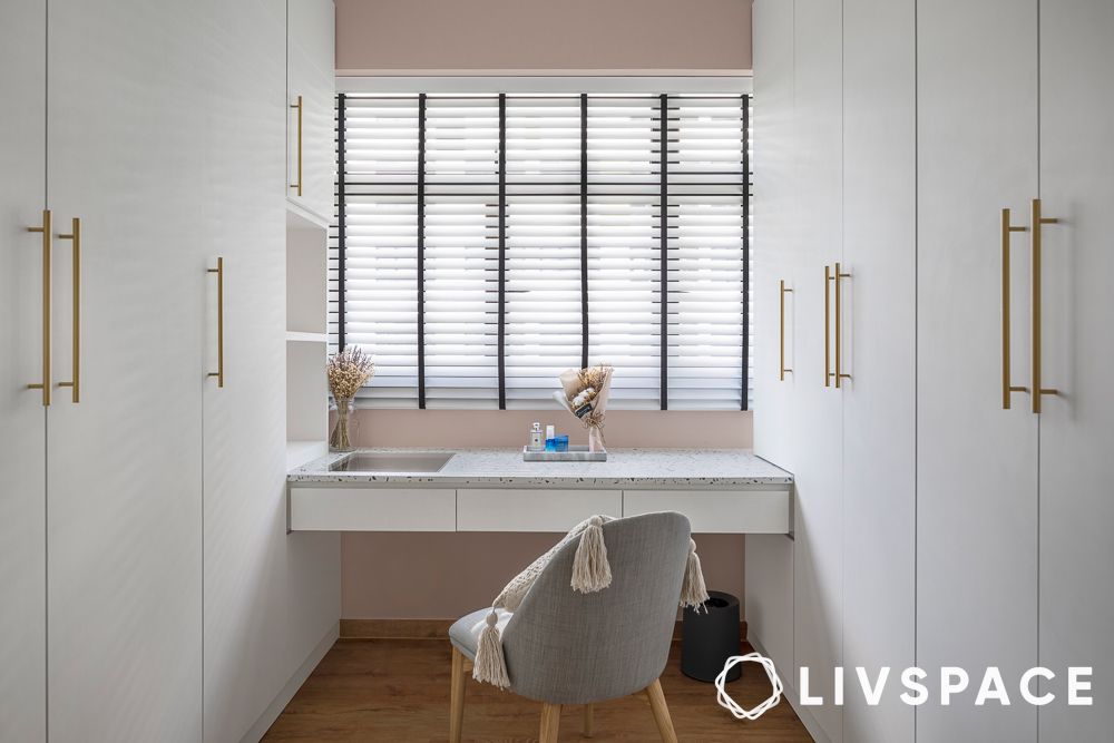 should-i-be-facing-south-while-working