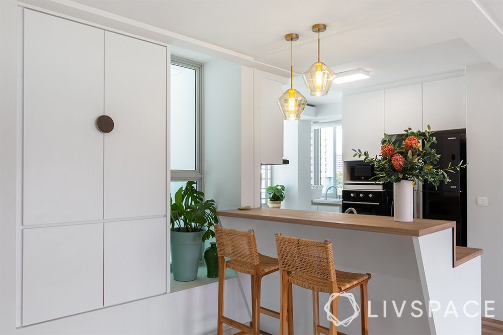 kitchen-breakfast-counter