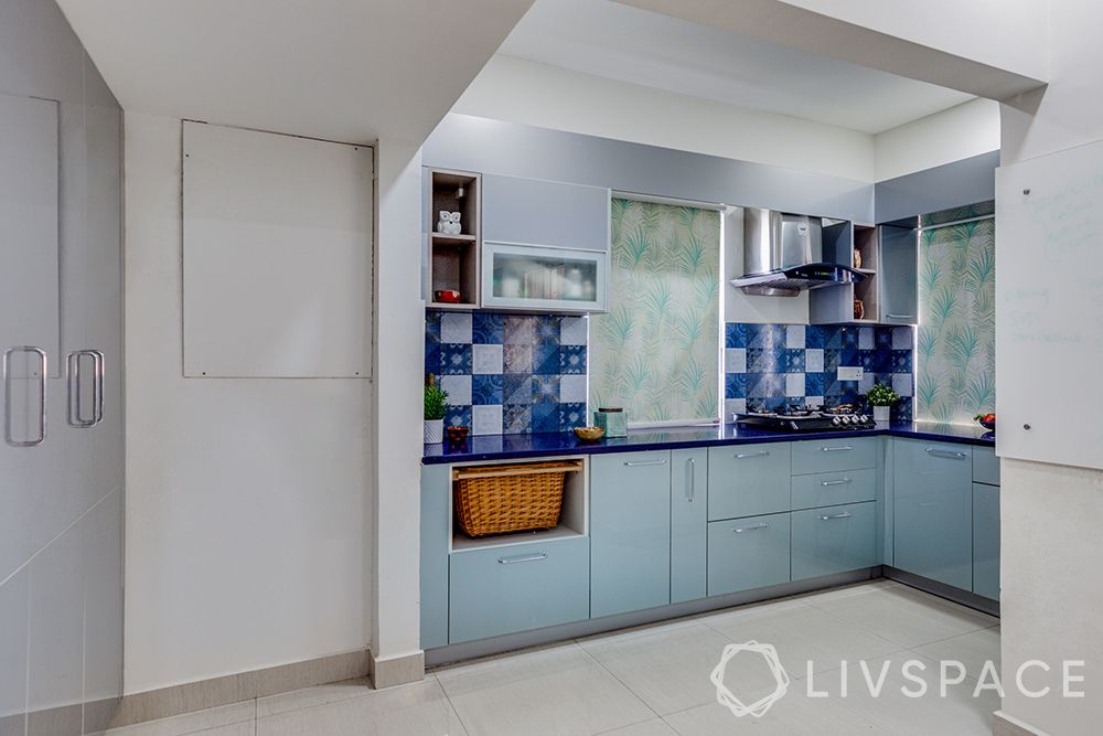l-shaped-kitchen-design-blue-backsplash-blue-cabinets
