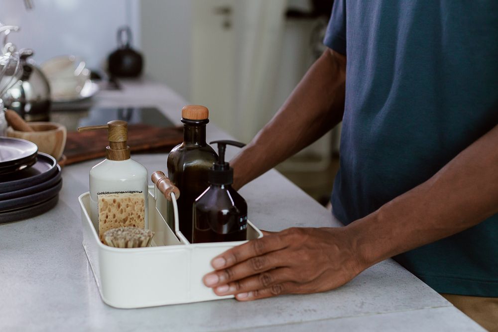 kitchen-organization-ideas-for-cleaning-brushes