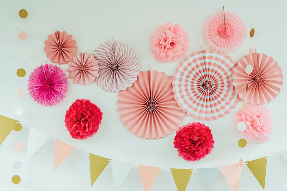 pinwheels-and-paper-fans-for-fun-wedding-decor