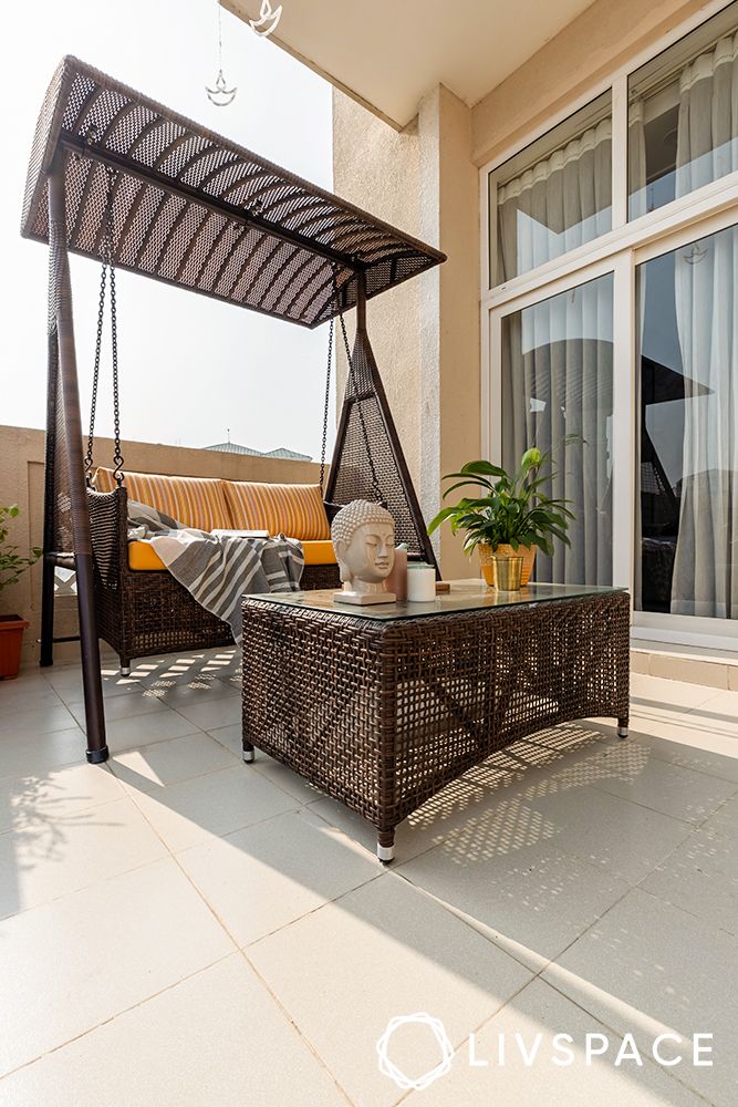 balcony-with-rattan-furniture-in-4bhk-penthouse-in-noida