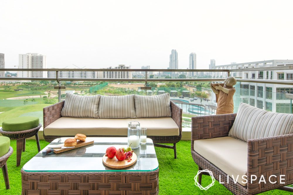 different-types-of-seating-in-a-balcony