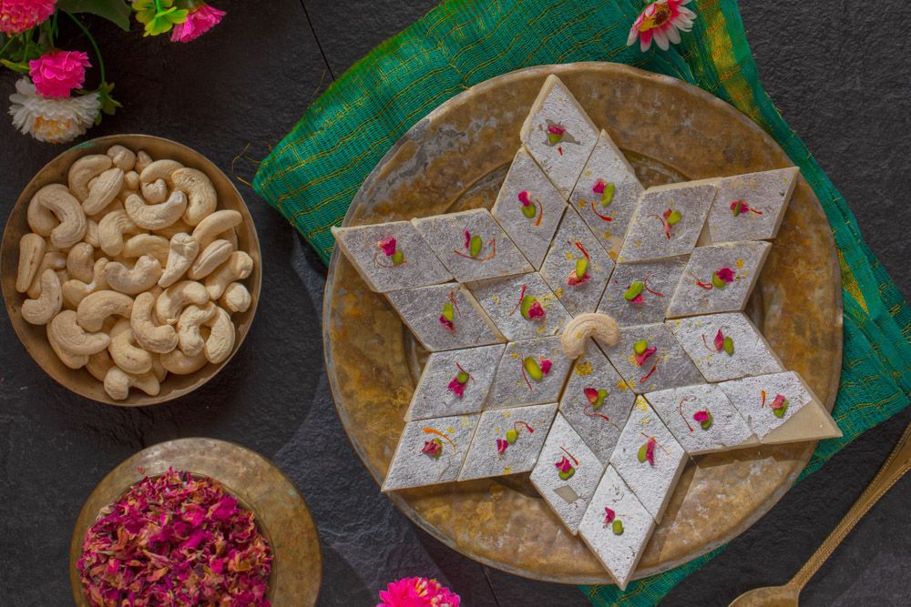 diwali-home-decor-with-sweets