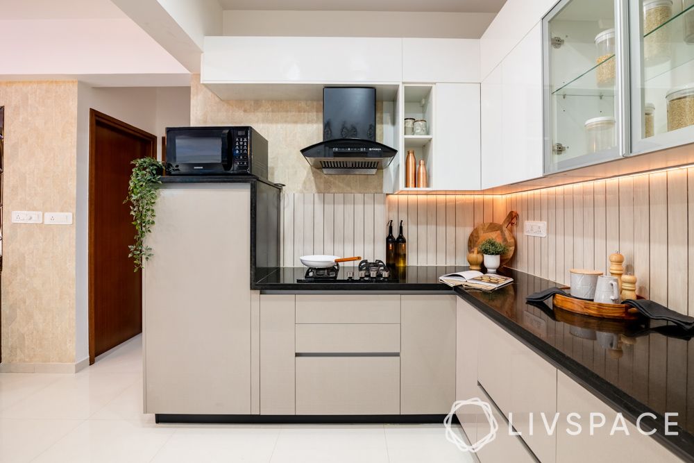 2bhk-kitchen-design-in-bangalore-with-seamless-cabinets