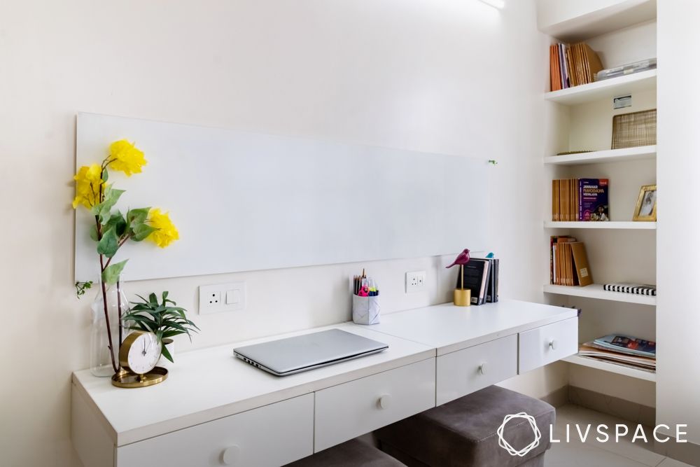 wall-mounted-study-table-in-amanora-victory-towers