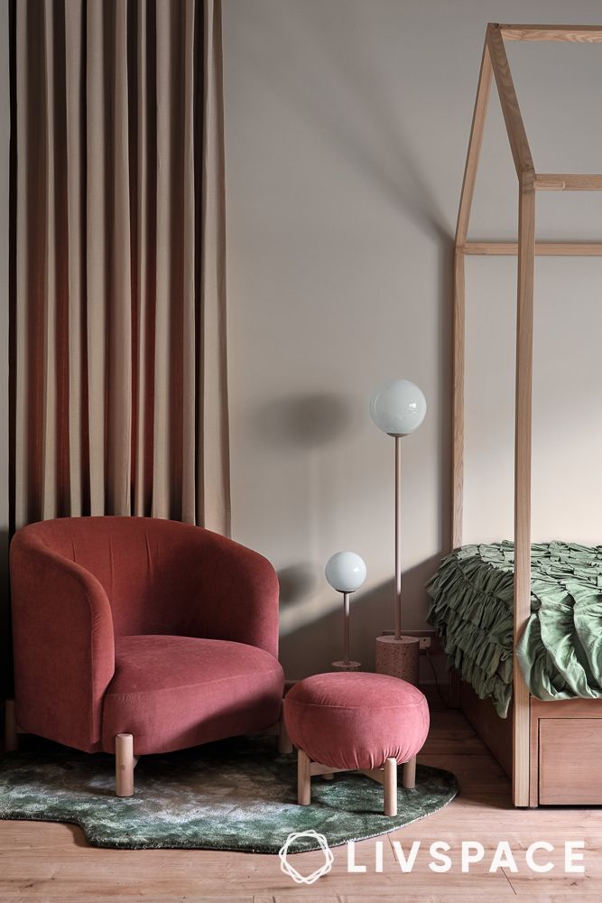 sleek-sitting-corner-in-a-bedroom