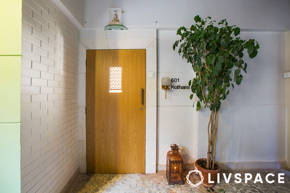 plant vastu for entry for house