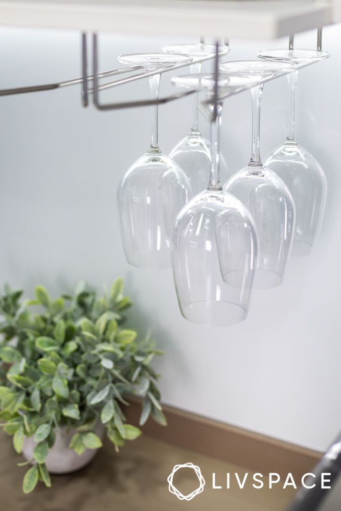 kitchen-storage-rack-for-glassware