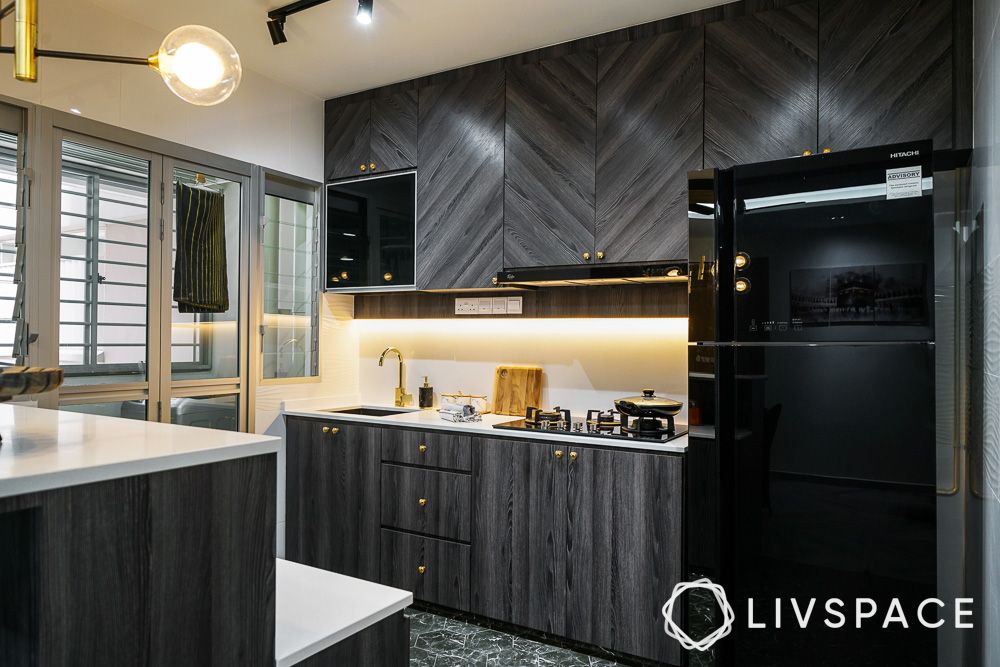 herringbone-patterned-black-luxury-modern-kitchen-designs