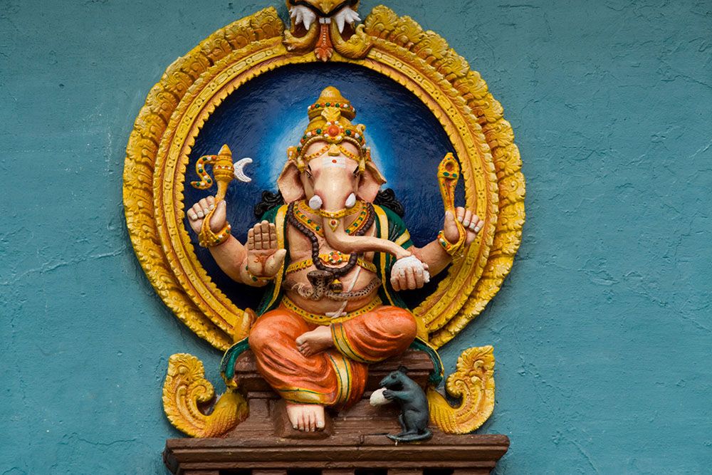 ganesh-murti-for-home-entrance-with-details
