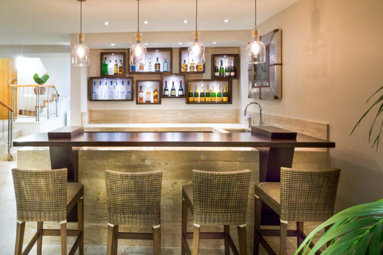 35+ Chic Bar Counter Designs for the Spirited Souls and Happy Hours