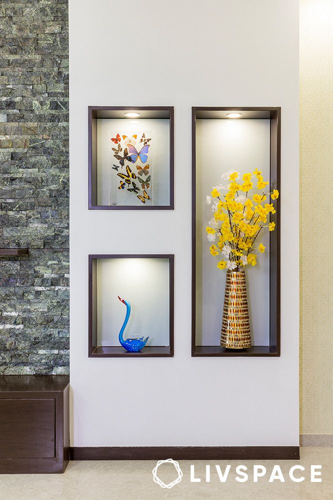 wooden-wall-art-in-living-room
