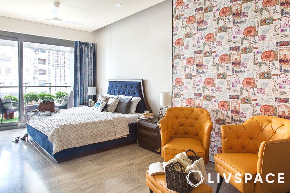decorating a guest bedroom sitting area