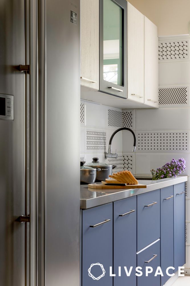 modern-kitchen-wall-taps