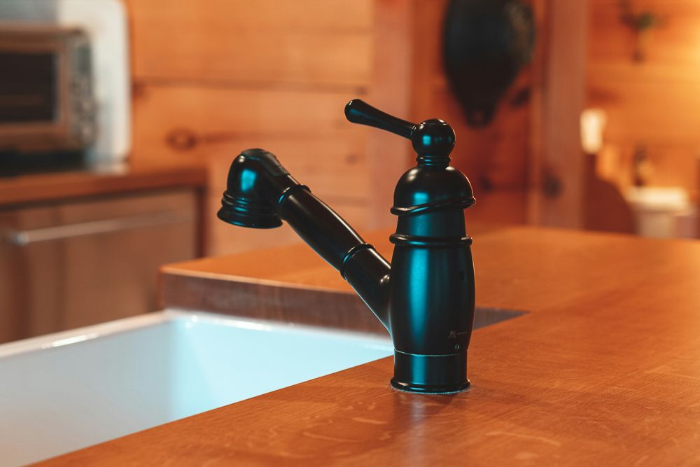 vintage-kitchen-sinks-and-taps