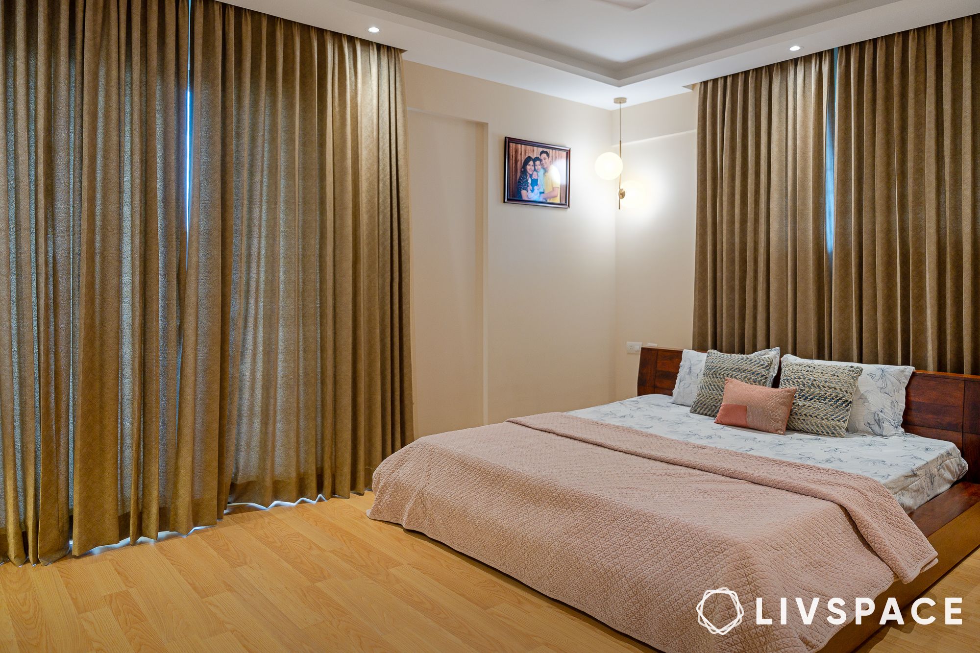master-bedroom-4bhk