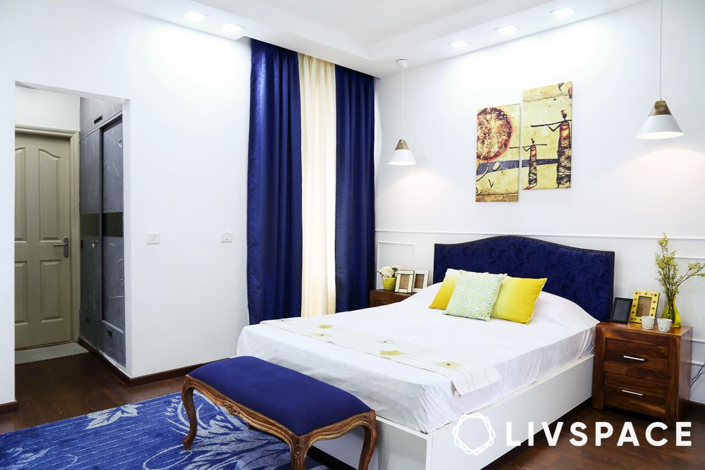 bedroom design with wall decor 1