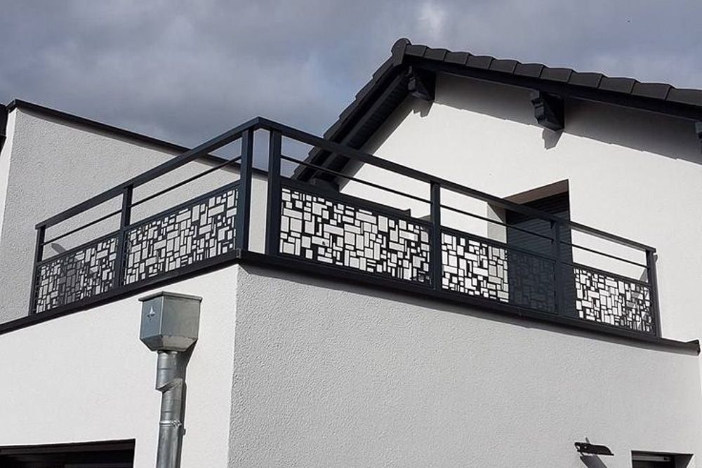 aluminium-terrace-railing-design