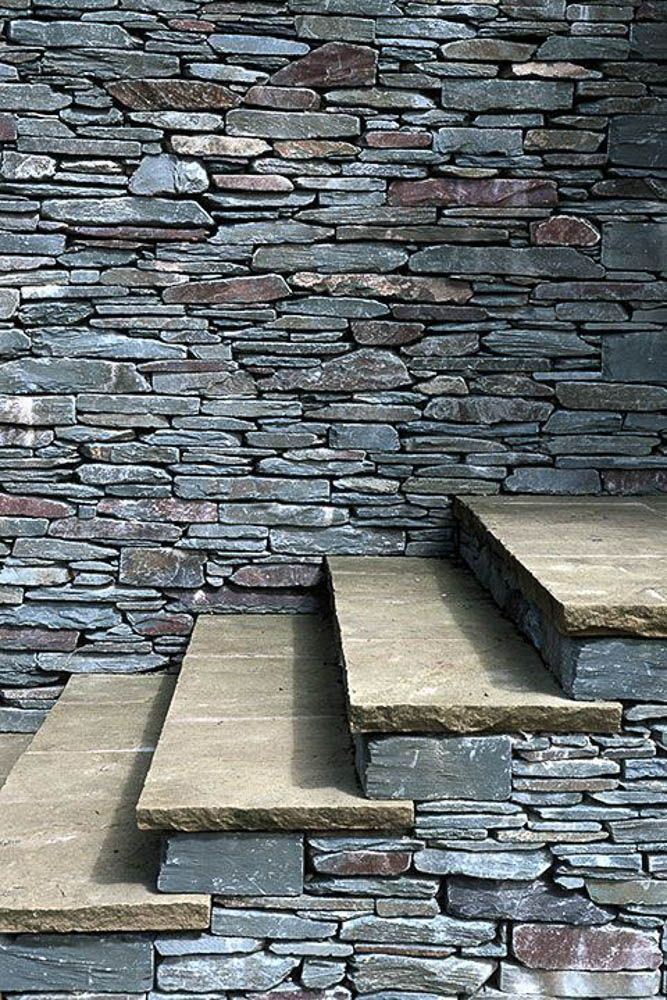 stone-cladding-wall-with-bluestone