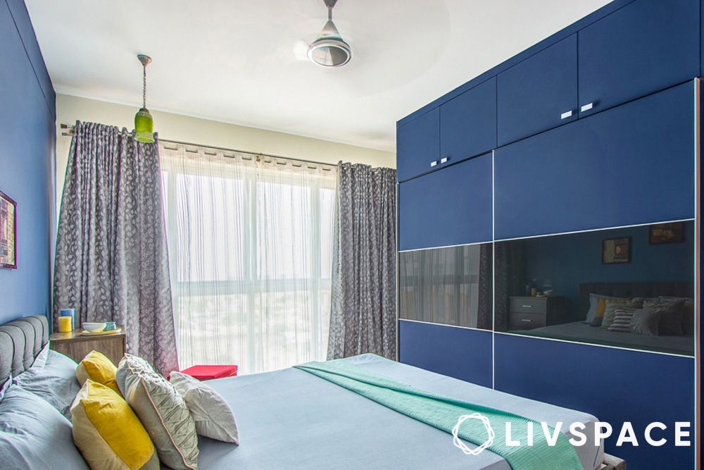 matte-finish-sliding-wardrobe-design