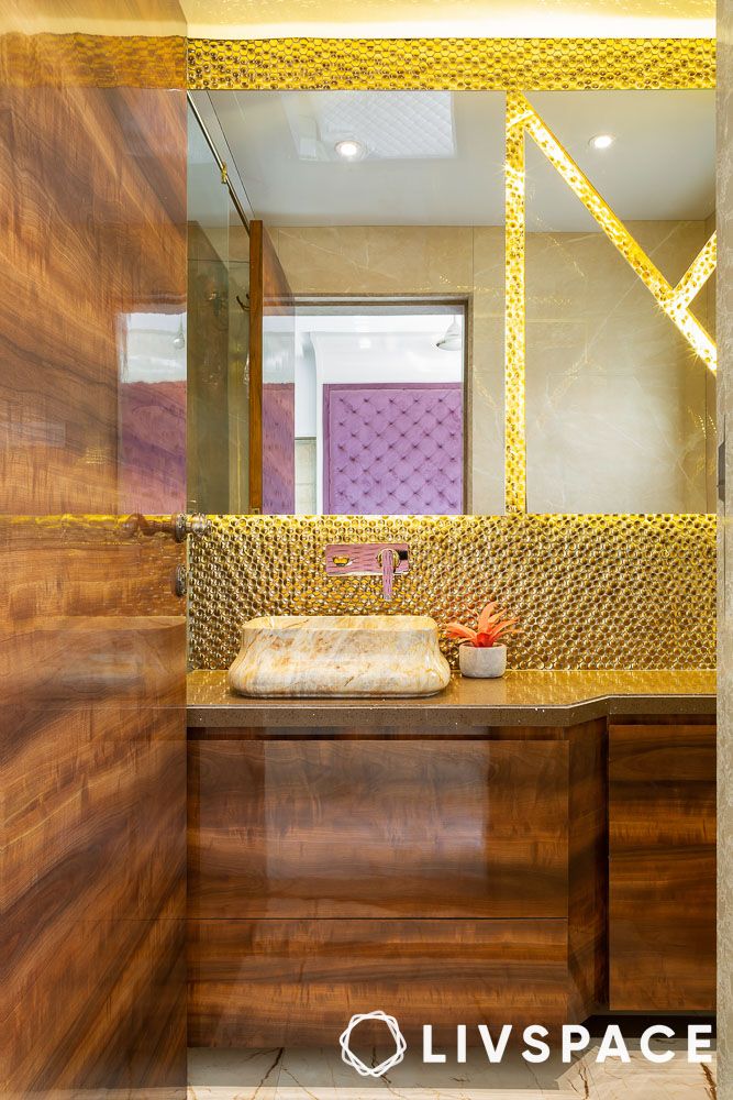 luxurious-vanity-unit-in-bathroom