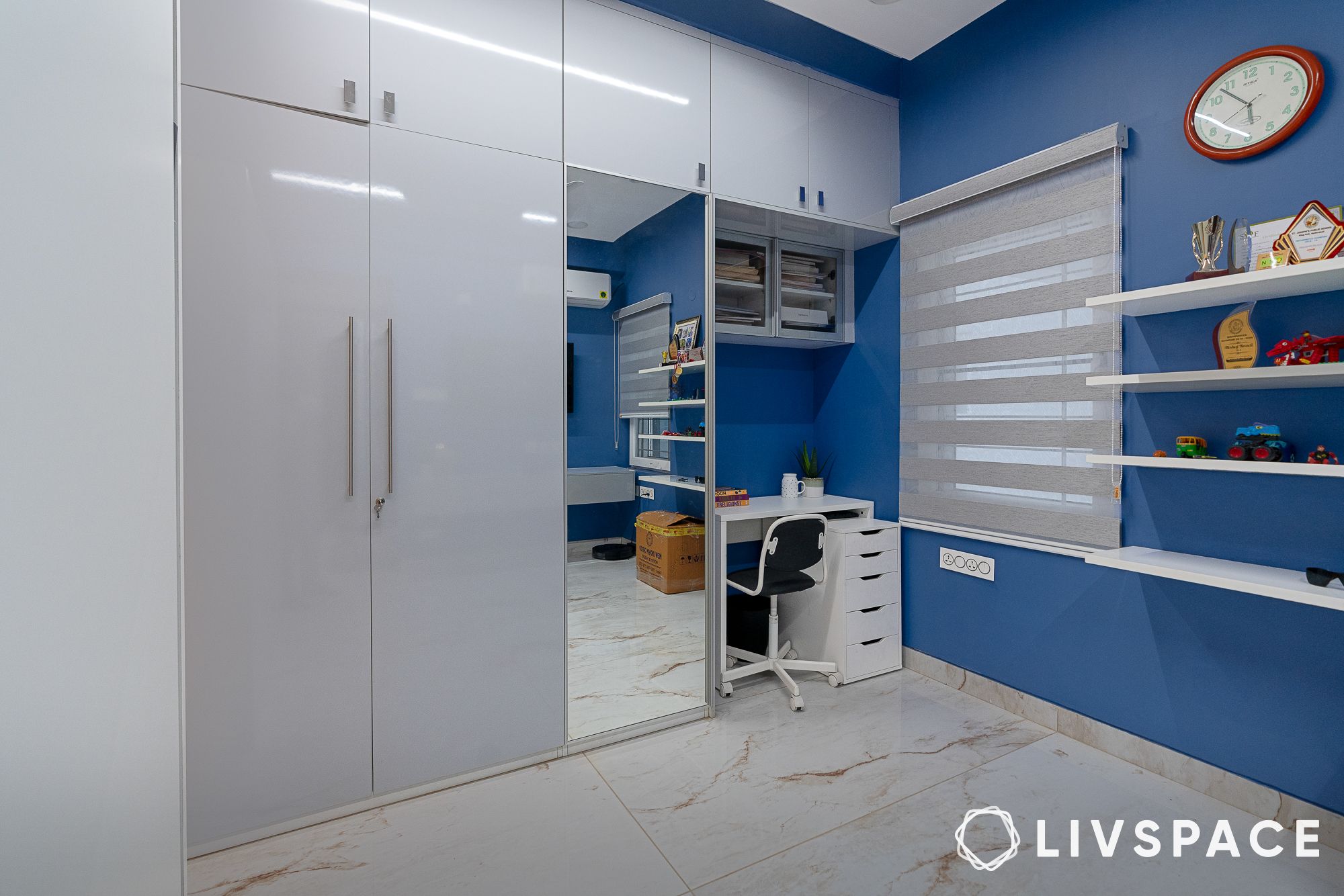 vasavi solitaire heights son bedroom