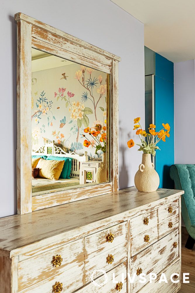 rustic-dressing-table