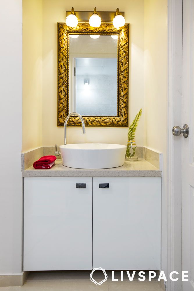 3-bulbs-mirror-light-design