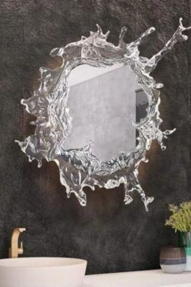 splashing-water-light-mirror-design